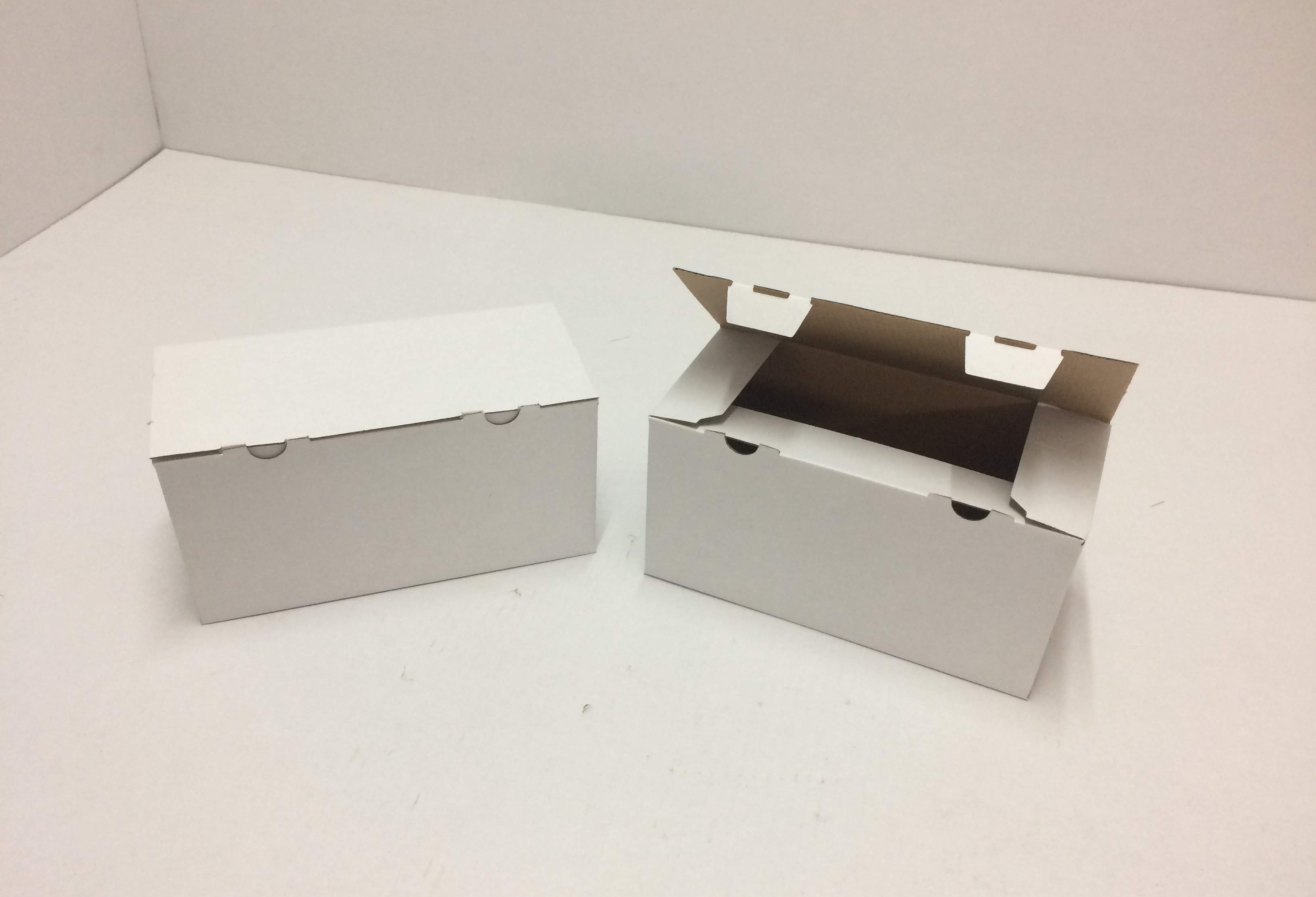 poštová krabica 215x100x105mm  3VLE , 10ks/balenie , vnútorný rozmer , č.142